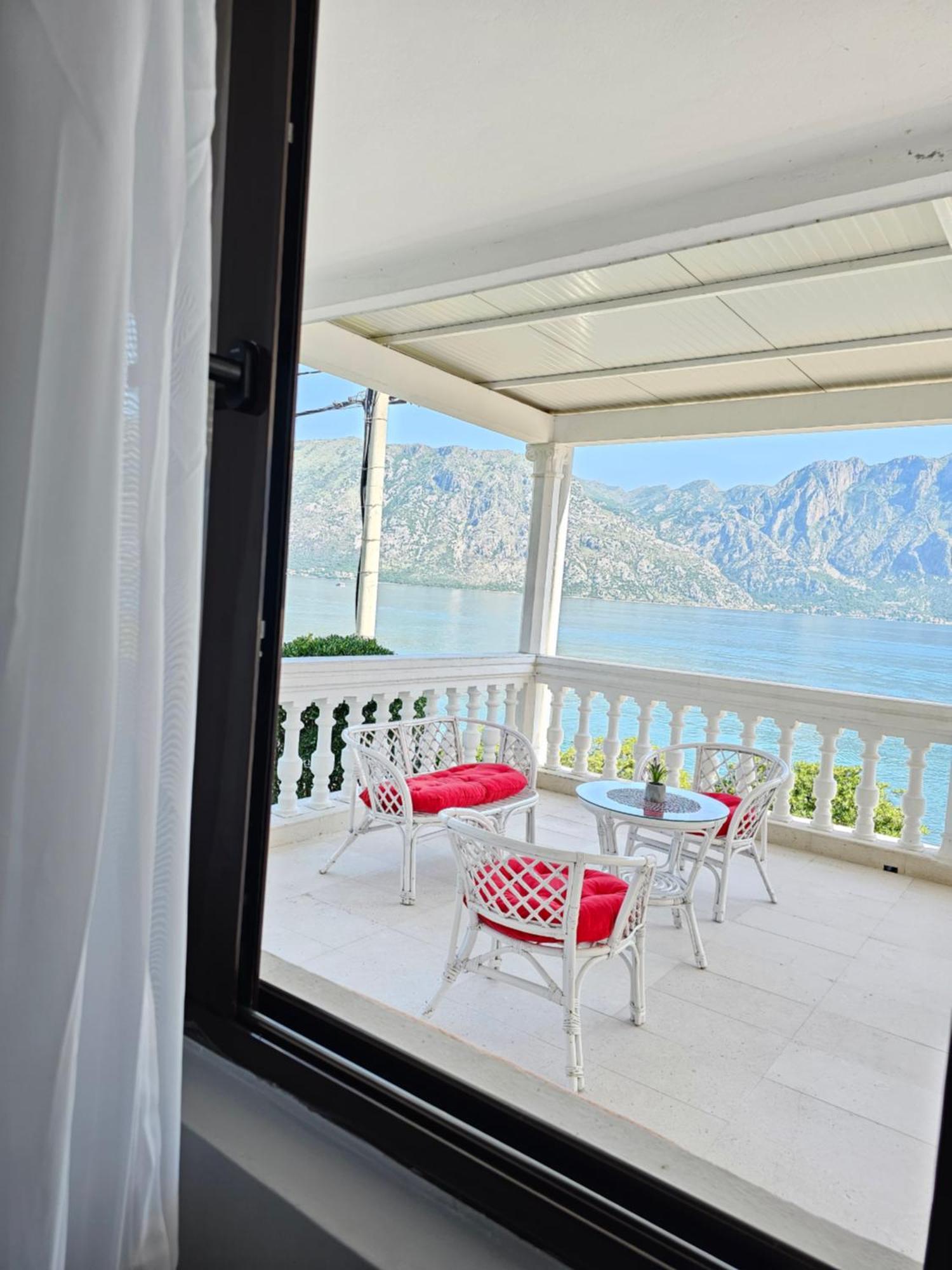 Apartments Popovic Kotor Bilik gambar