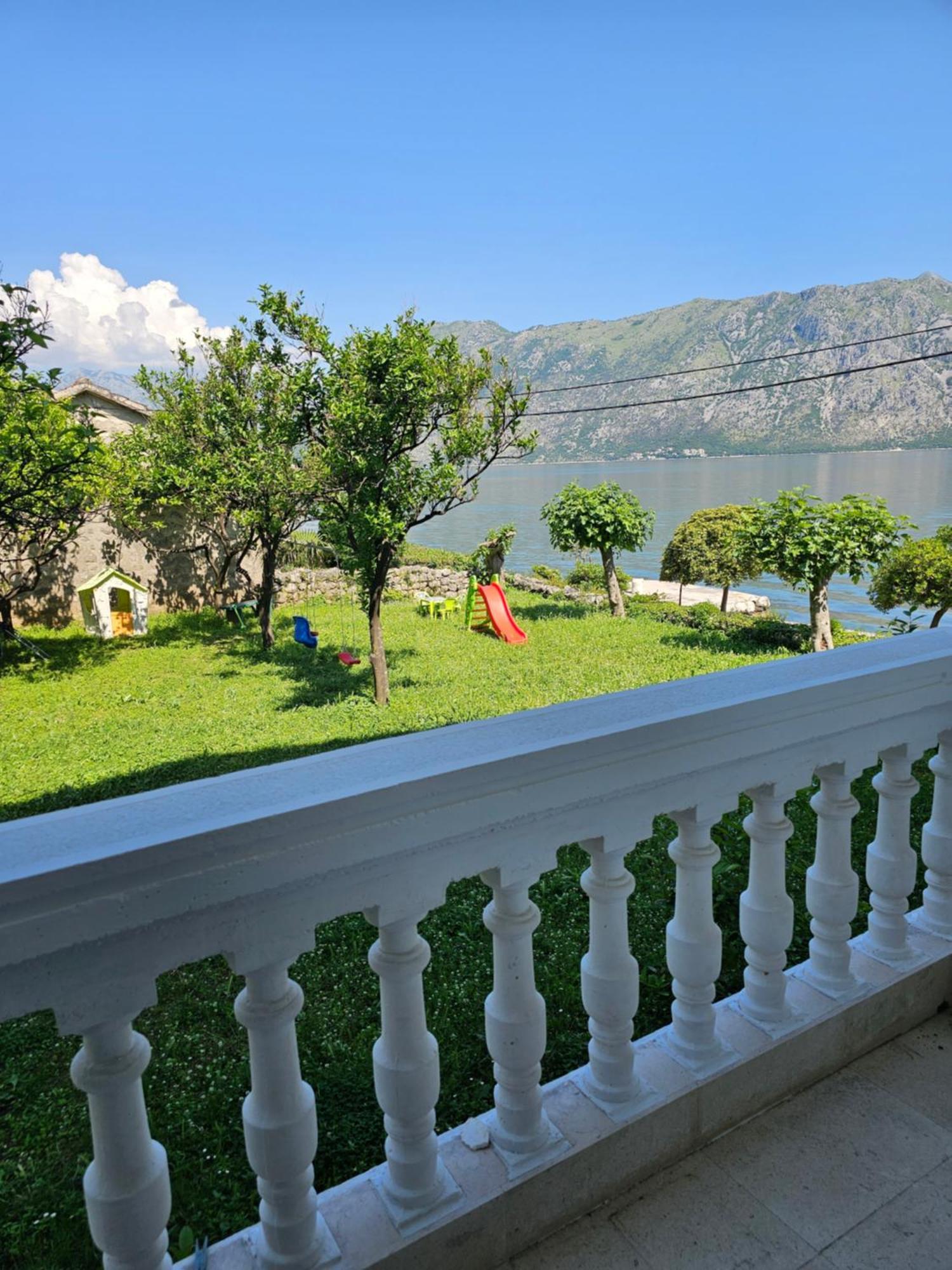 Apartments Popovic Kotor Bilik gambar