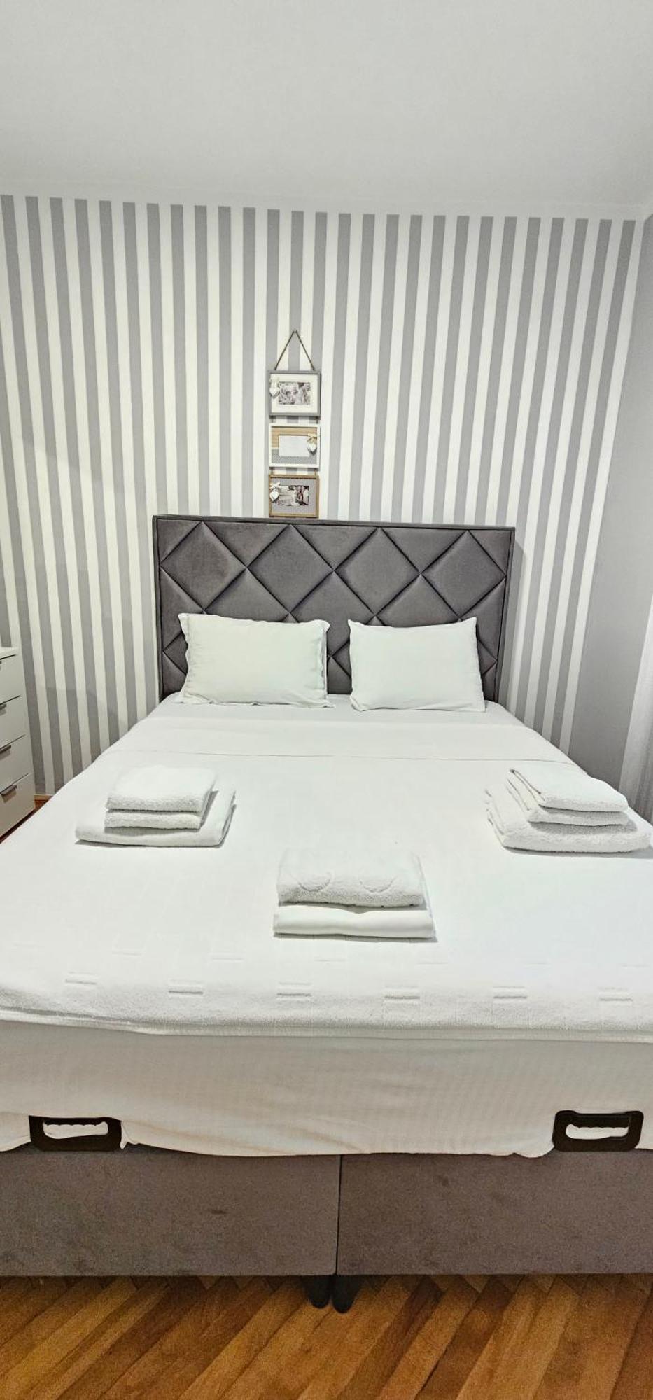 Apartments Popovic Kotor Luaran gambar