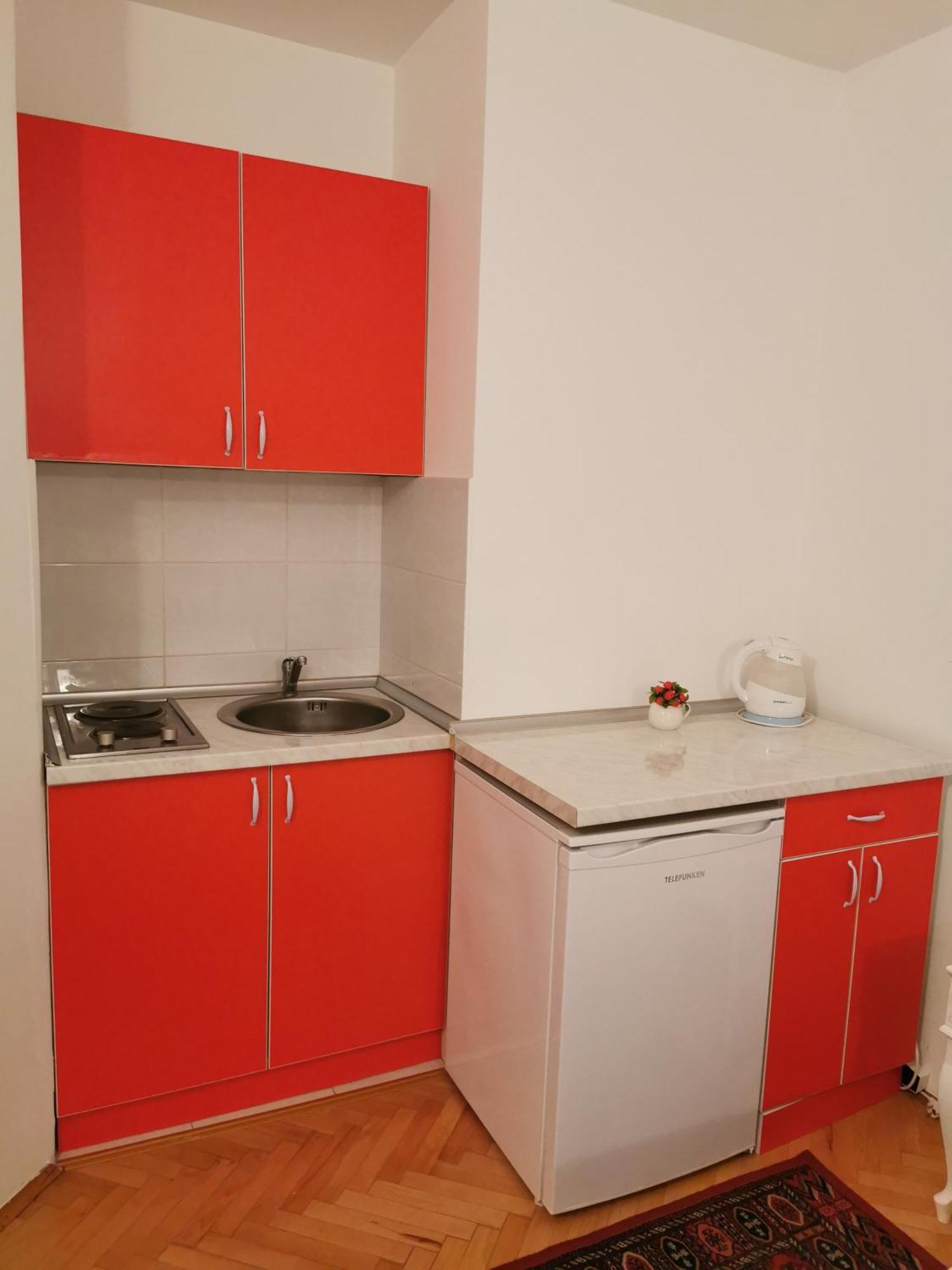 Apartments Popovic Kotor Bilik gambar