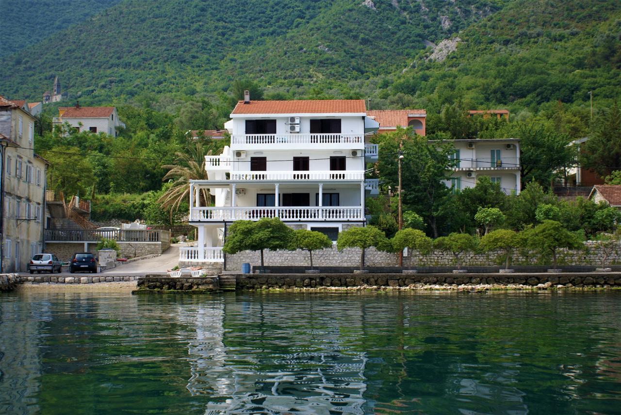 Apartments Popovic Kotor Luaran gambar
