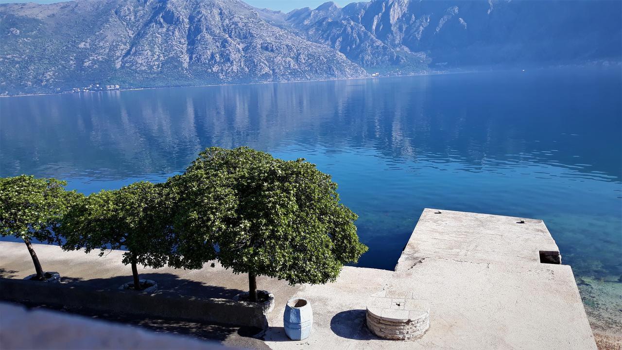Apartments Popovic Kotor Luaran gambar
