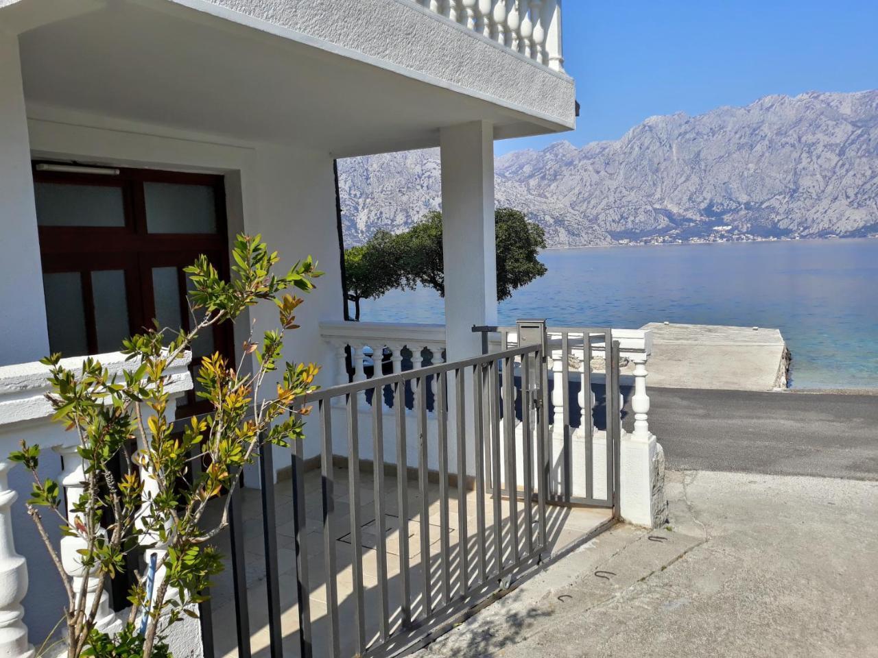 Apartments Popovic Kotor Luaran gambar